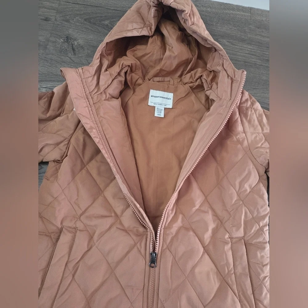 Amazon Essentials Kids Unisex Long Quilted Jacket - Size S 6/7 NWT